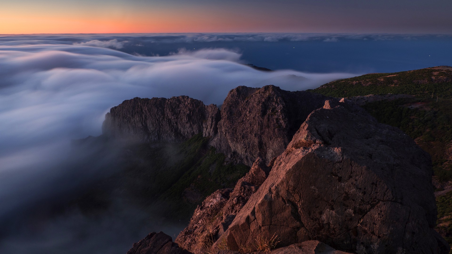 Widok z Miraduoro do Juncal