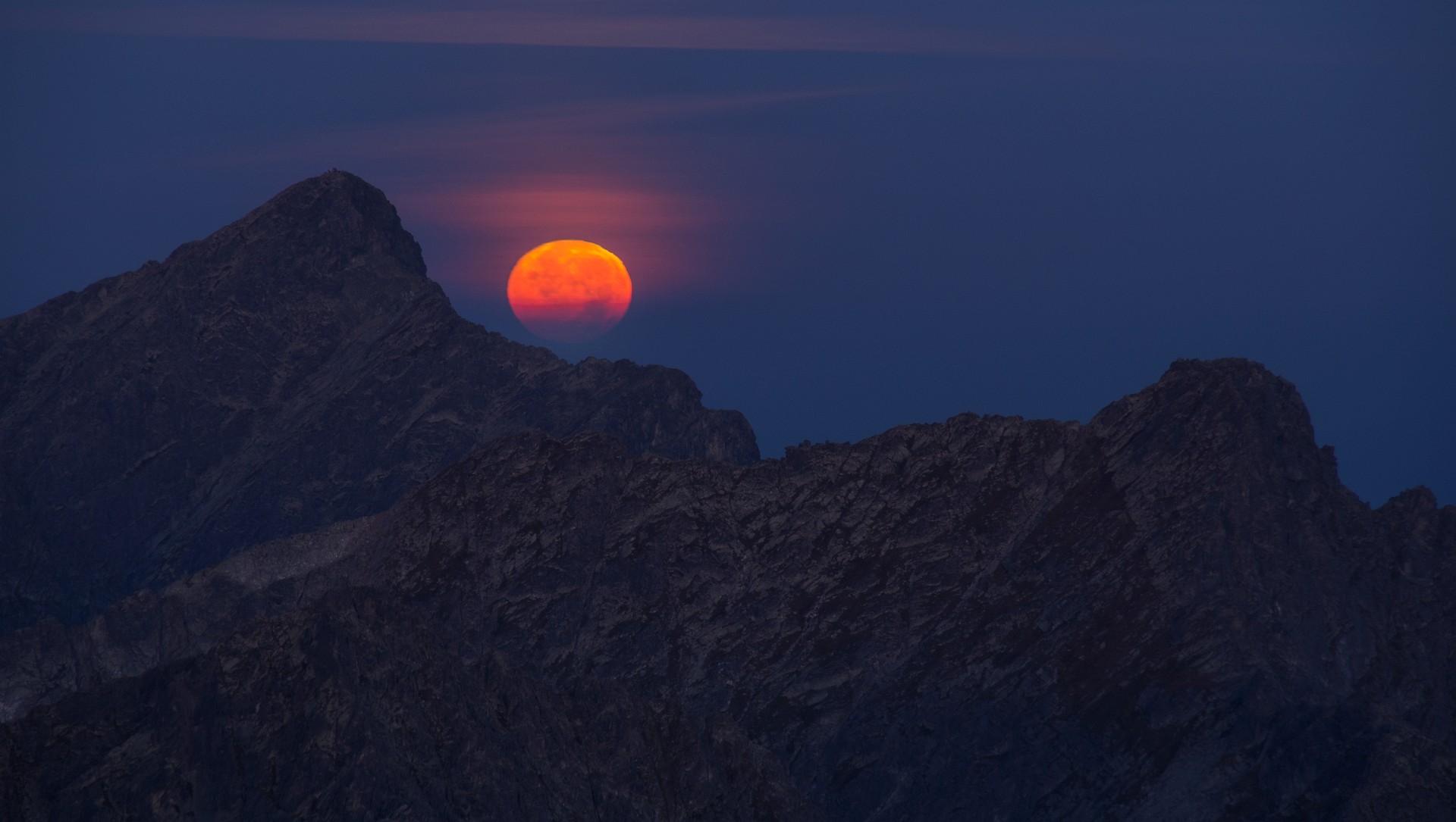 Mt Kriváň and the Moon, just before sunrise