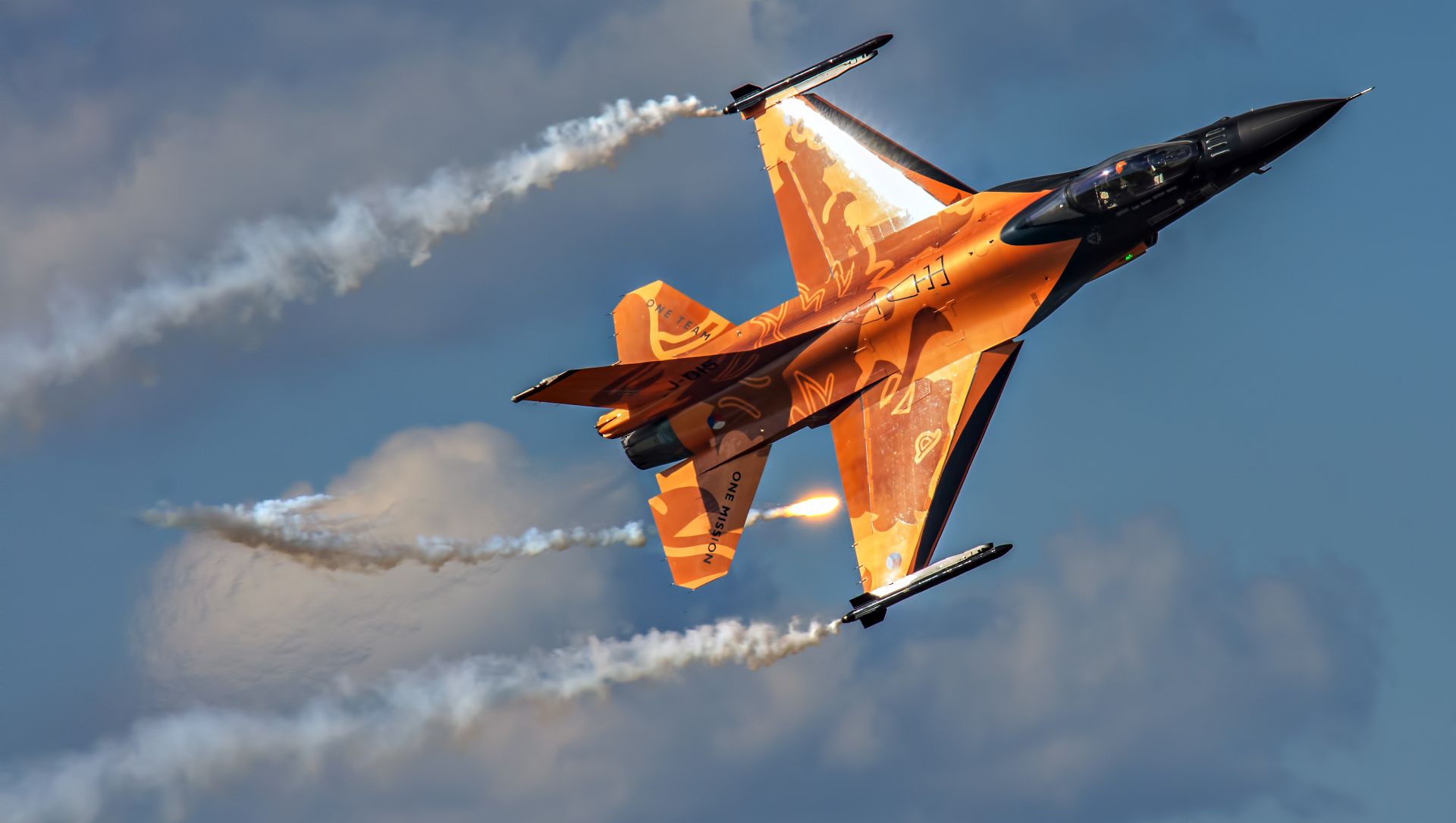 Dutch F-16 Demo Team