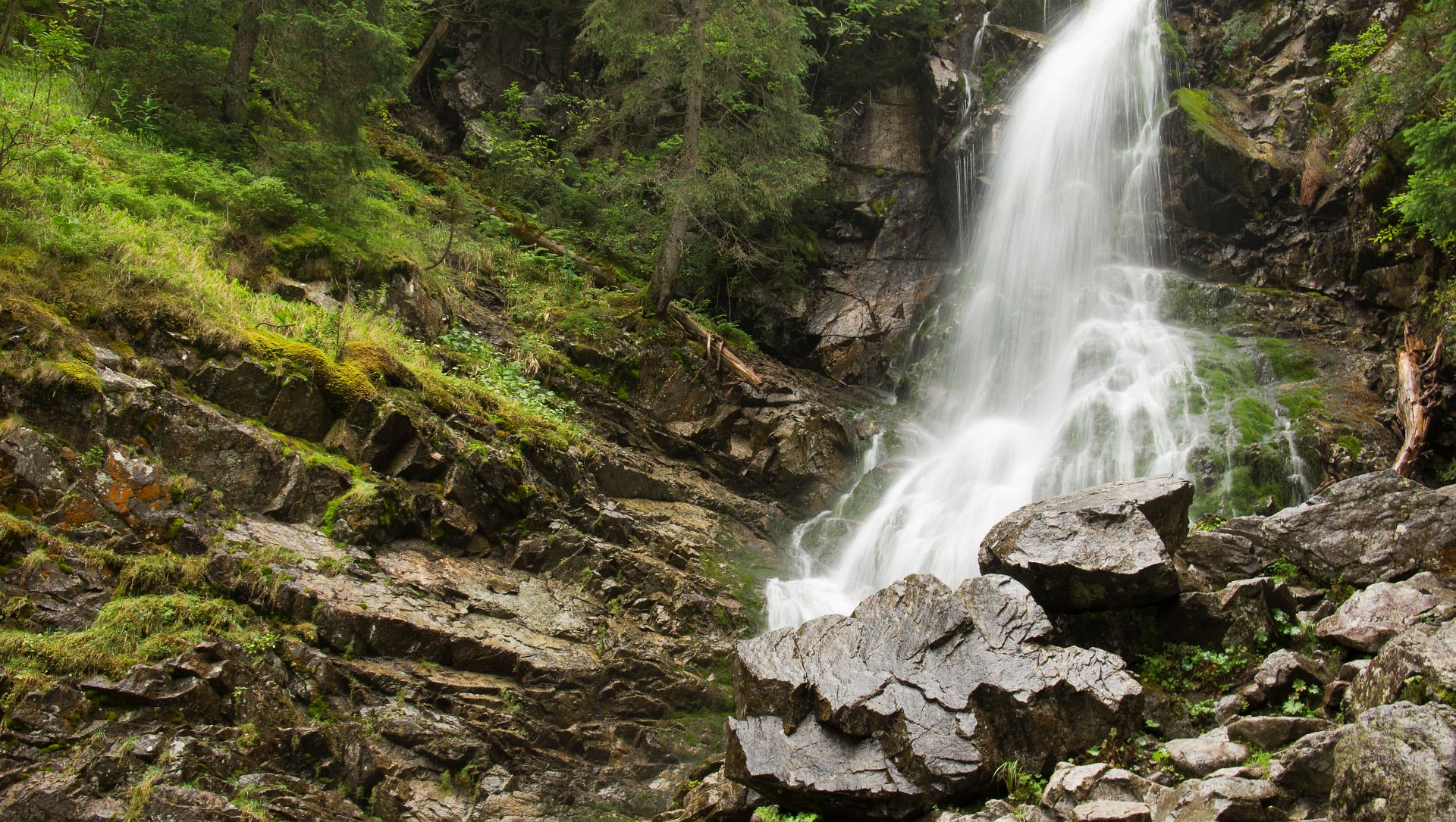 The Rohacsky Waterfall